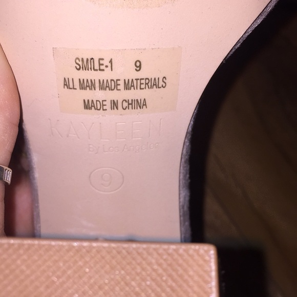 size 9 kayleen heels - Picture 3 of 5